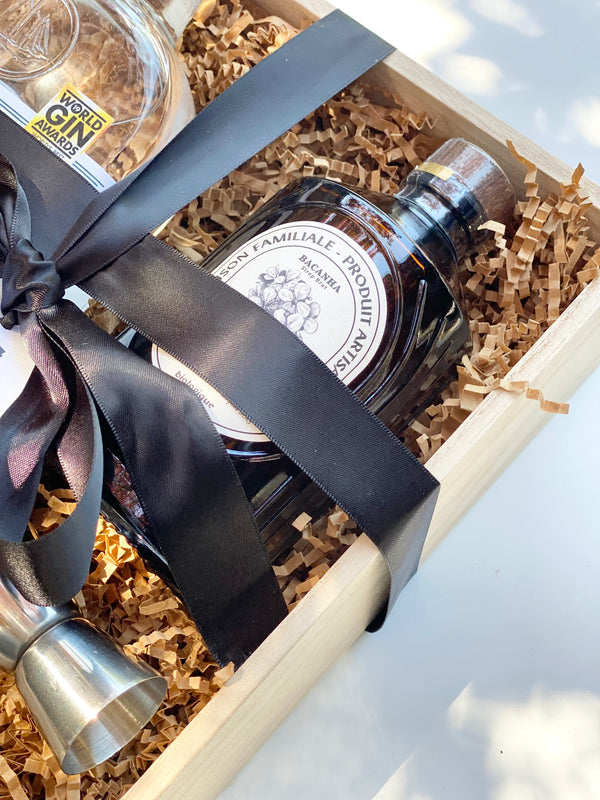 Realtor closing gift vancouver housewarming thank you gift basket box gin cocktail