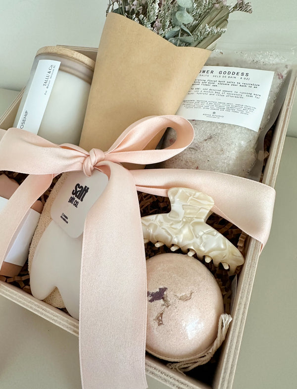 Self care gift box sympathy basket vancouver spa gift birthday thank you Valentine’s Day Mother’s Day gift