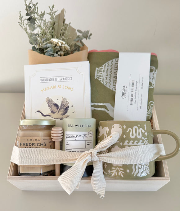 Vancouver Gift basket Mother's day gift box Housewarming realtor closing  sympathy gift