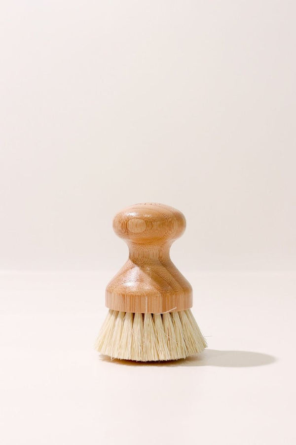 Wooden Bamboo Dish scrub brush Vancouver gift basket closing giftVancouver realtor mortgage broker closing gift basket Housewarming home owner gift box